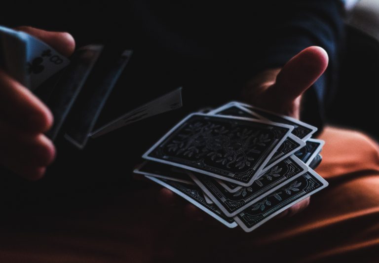 Read more about the article Oracle Decks 101